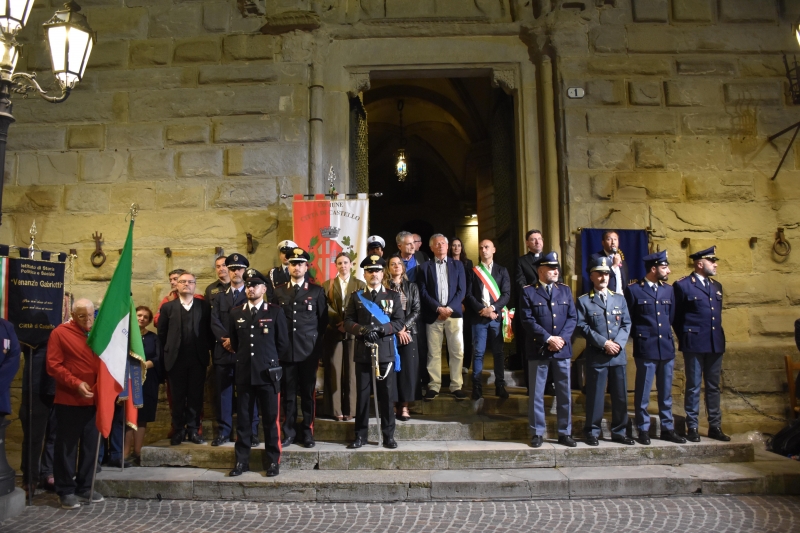 In occasione della Festa della Repubblica piazza Gabriotti si � trasformata�in un palcoscenico a scena aperta